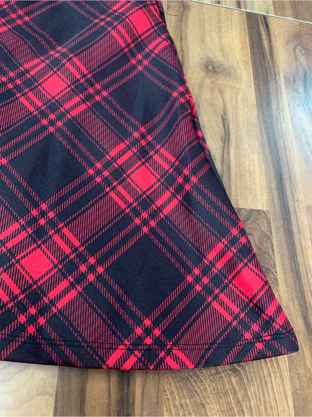 Hot Topic Skater Skirt Womens Medium Black Red Plaid Punk Goth Preppy Front Zip - Picture 6 of 13